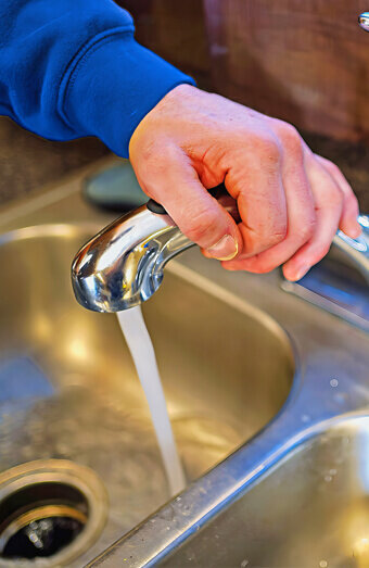 https://blockeddrainsmenora.com.au/uploads/2025/07/blocked-sink-48497.jpg